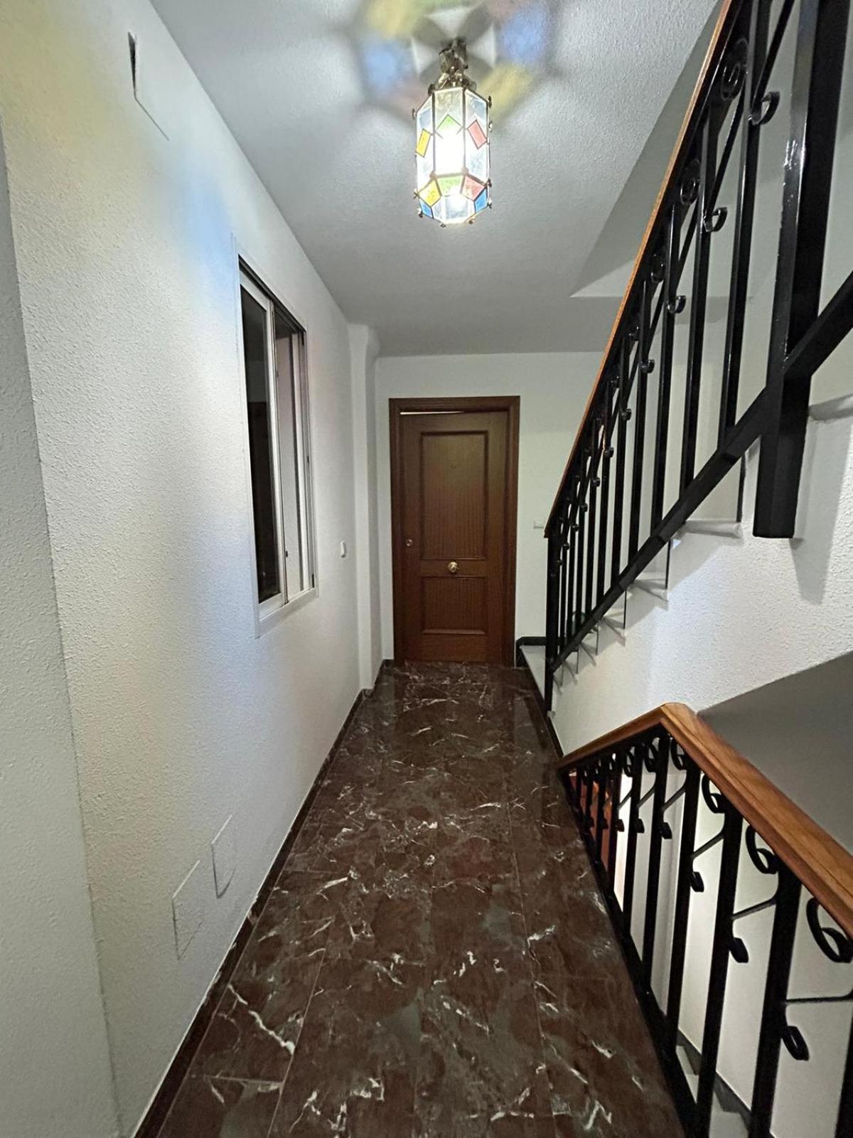 Apartamento Garcia Requena เฮน ภายนอก รูปภาพ