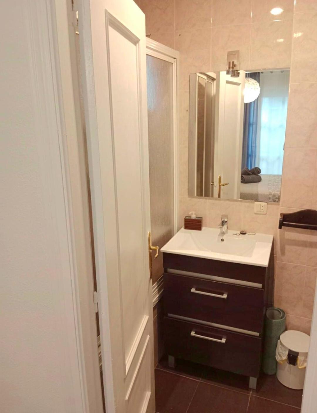 Apartamento Garcia Requena เฮน ภายนอก รูปภาพ